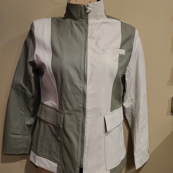 NWT Jordan Faux Leather Women's Jacket Size L zip - Picture 3 of 16